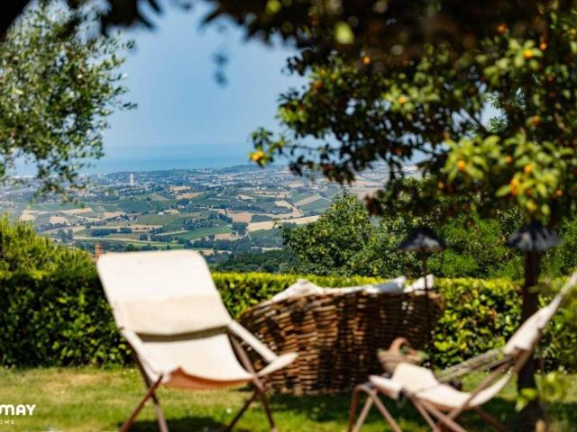 Villa in vendita a Montescudo Montecolombo RN