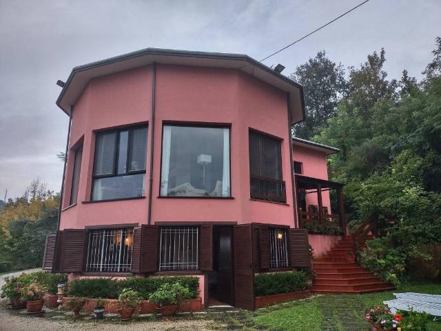 Villa in vendita a Montescudo Montecolombo RN