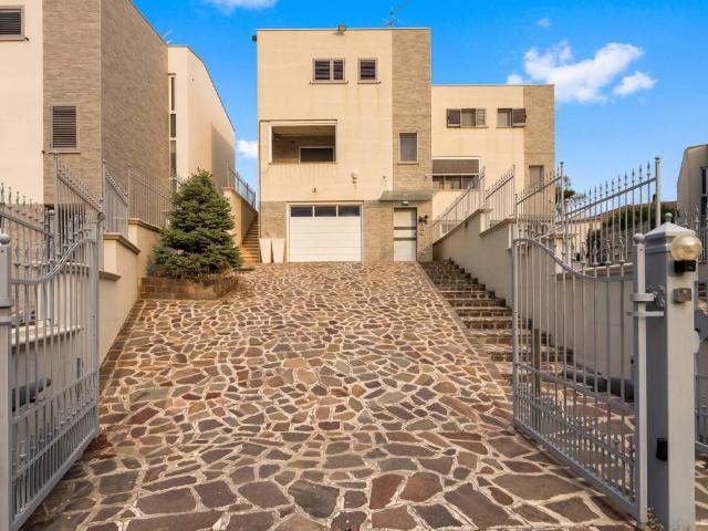Villa in vendita a Montesilvano PE