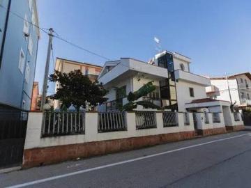 Villa in vendita a Montesilvano PE