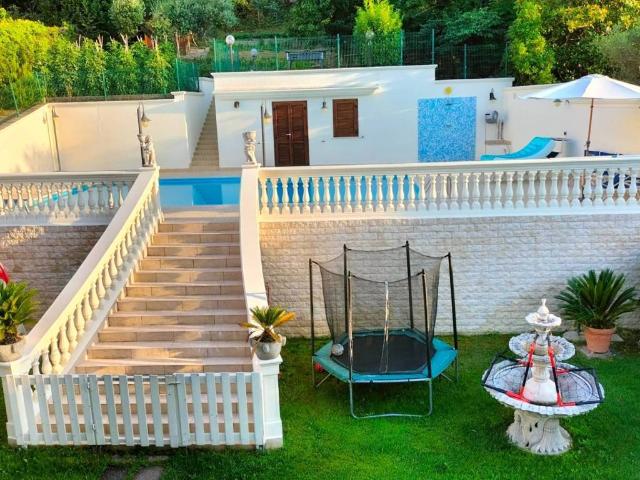 Villa in vendita a Montesilvano PE