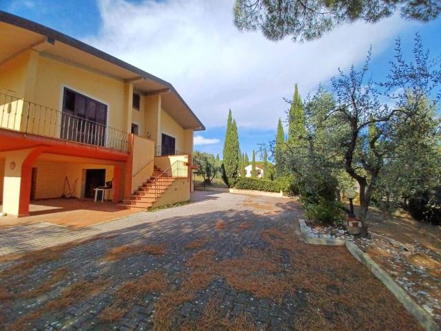 Villa in vendita a Montespertoli FI