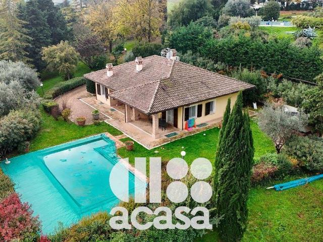 Villa in vendita a Montiano FC