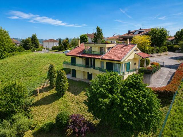 Villa in vendita a Montiano FC