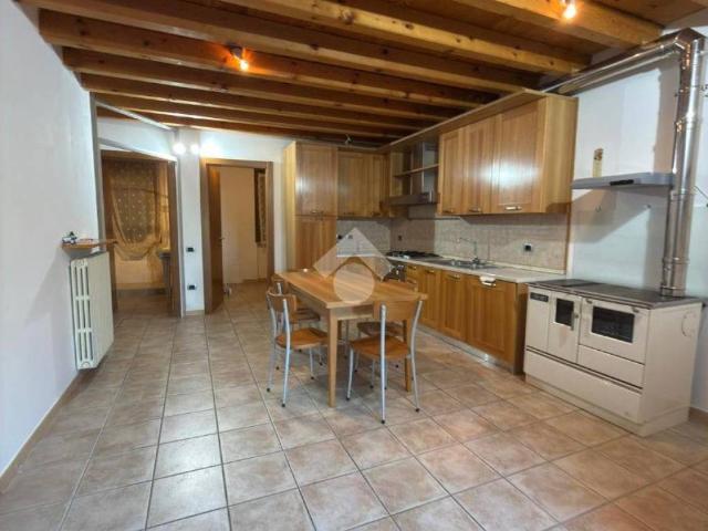 Casa indipendente in vendita a Montichiari BS