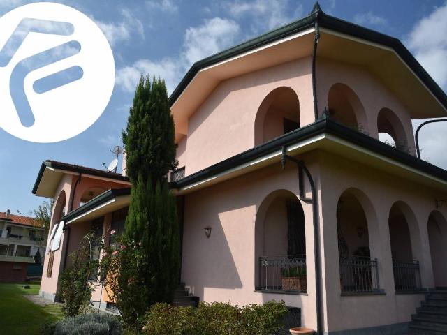 Villa in vendita a Montignoso