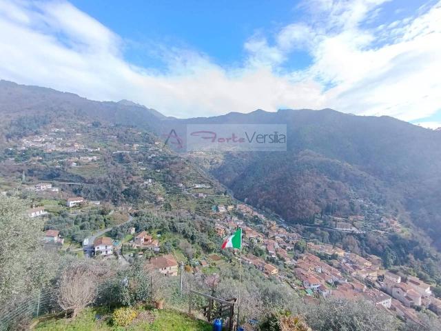 Villa in vendita a Montignoso