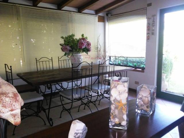Villa in vendita a Montignoso