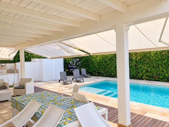 Villa in vendita a Montignoso MS