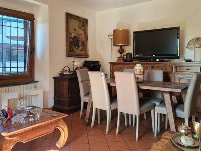 Villa in vendita a Montignoso MS