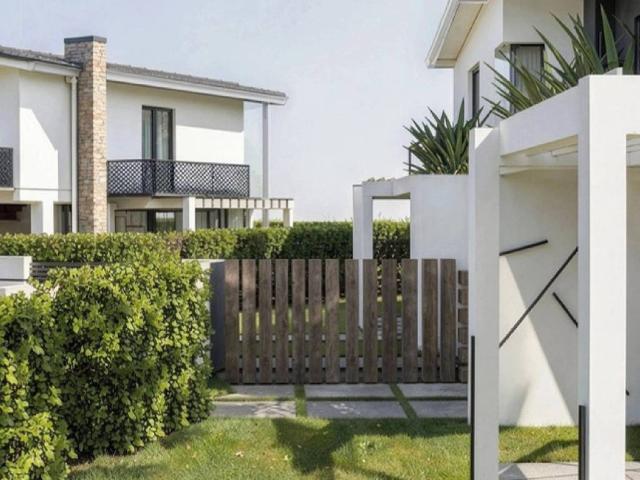 Villa in vendita a Montignoso MS