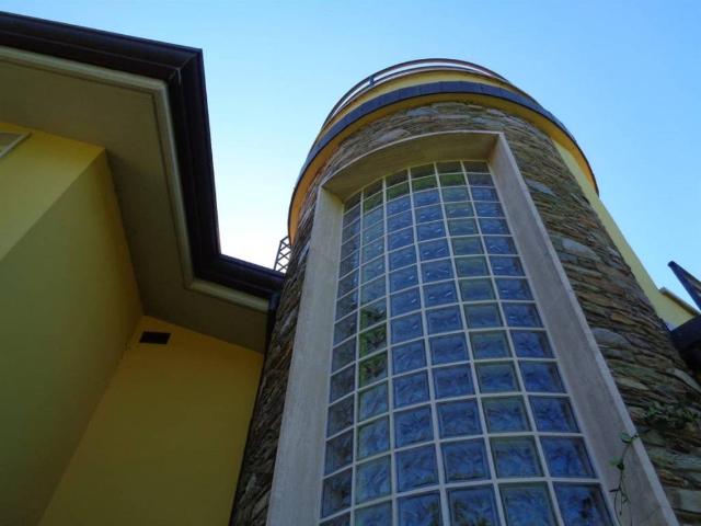 Villa in vendita a Montignoso MS
