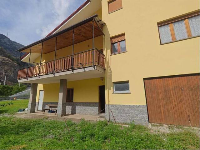 Villa in vendita a Montjovet AO