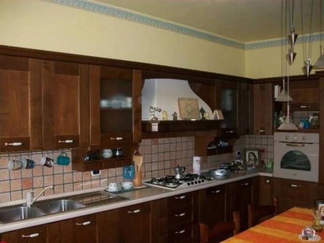 Villa in vendita a Montù Beccaria PV
