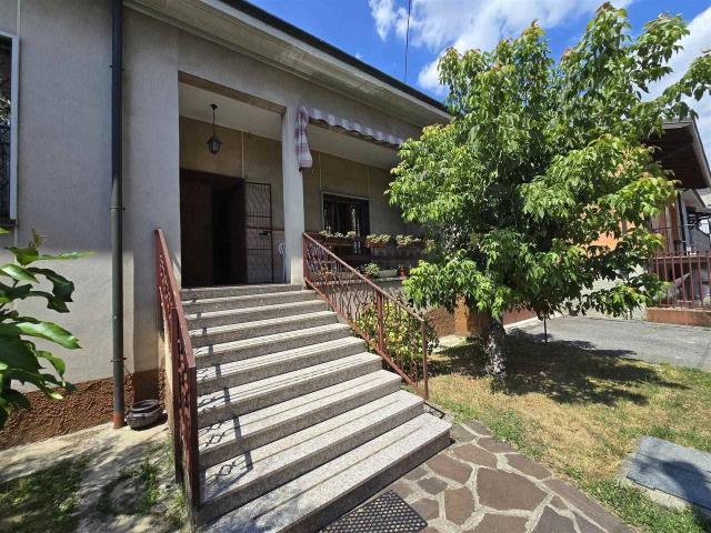 Villa in vendita a Monza