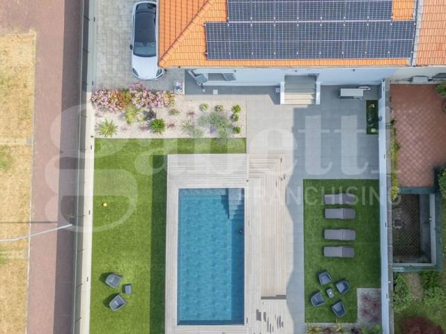 Villa in vendita a Monza MB