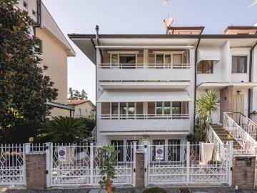 Villa in vendita a Morciano di Romagna RN