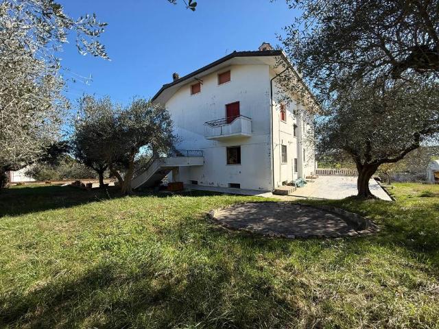 Villa in vendita a Morciano di Romagna RN