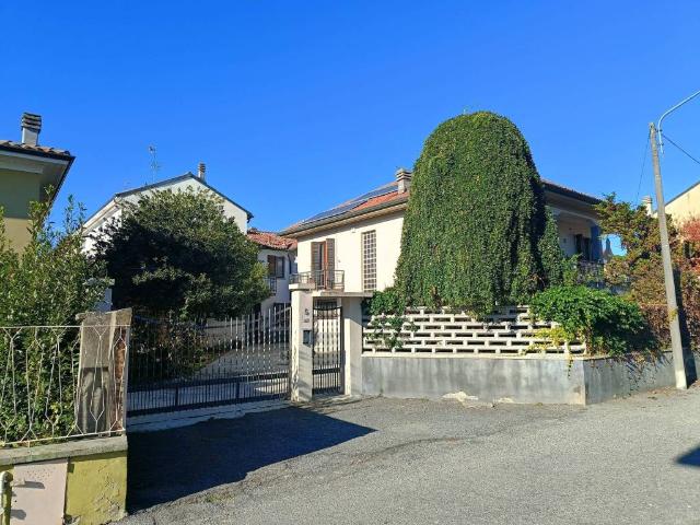 Villa in vendita a Morano sul Po AL