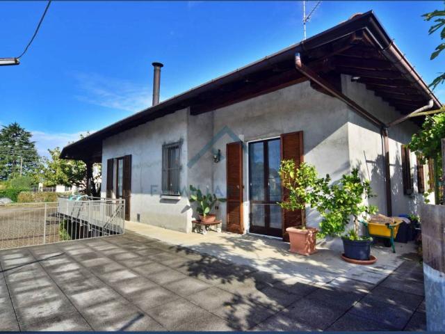 Villa in vendita a Morazzone VA