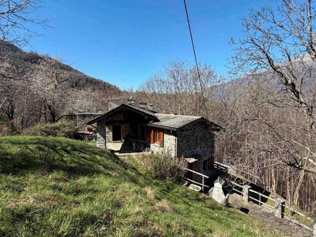 Villa in vendita a Morbegno SO