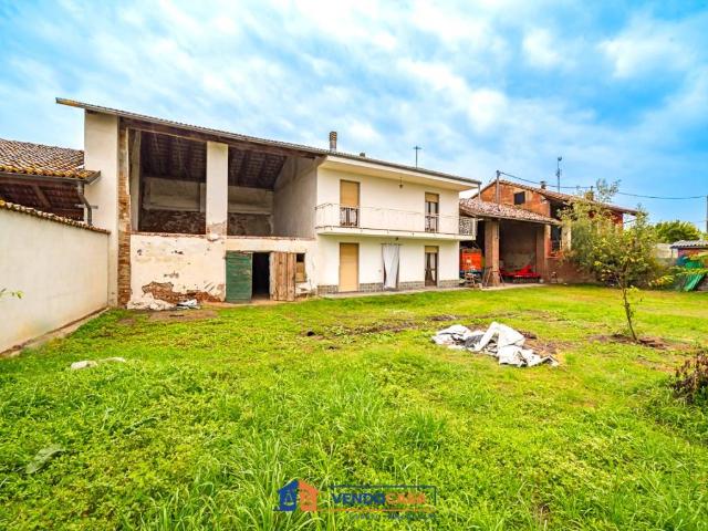 Villa in vendita a Moretta CN