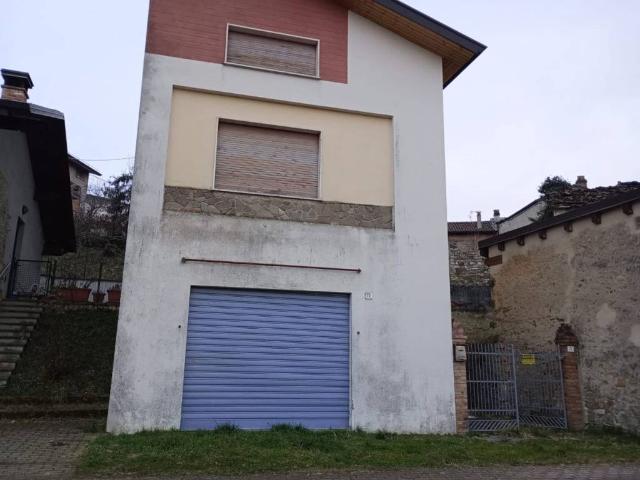 Villa in vendita a Morfasso PC