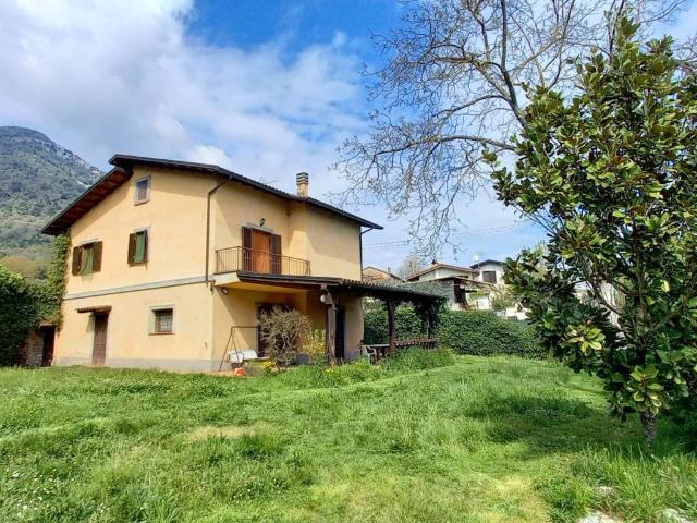 Villa in vendita a Morolo FR