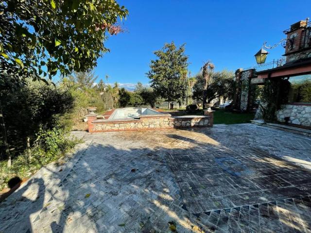 Villa in vendita a Morolo FR
