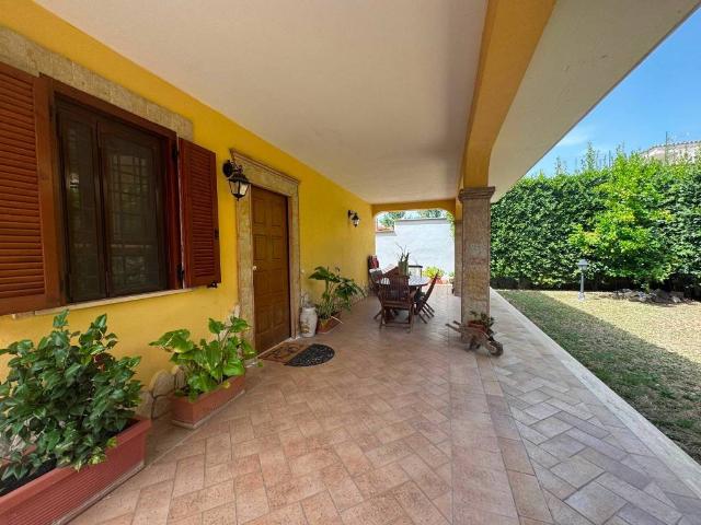 Villa in vendita a Morlupo RM
