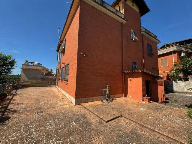 Villa in vendita a Morlupo RM