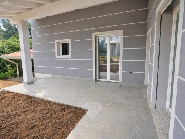 Villa in vendita a Mornago VA
