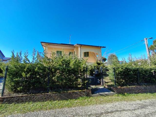 Villa in vendita a Mornico Losana PV