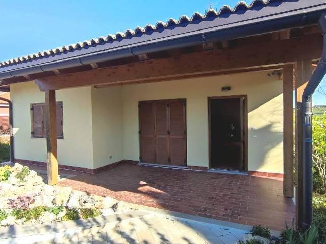 Villa in vendita a Mornico Losana PV