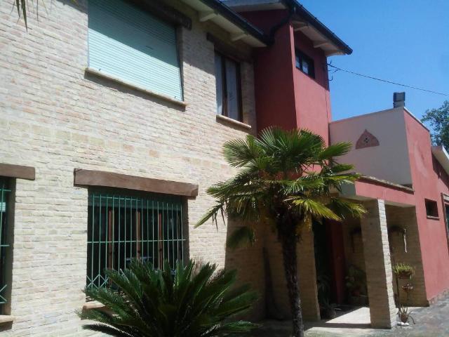 Villa in vendita a Morrovalle MC