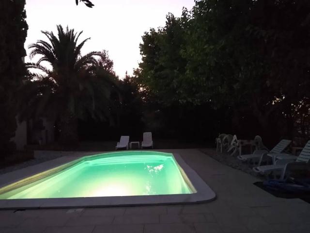 Villa in vendita a Morro d'Alba AN