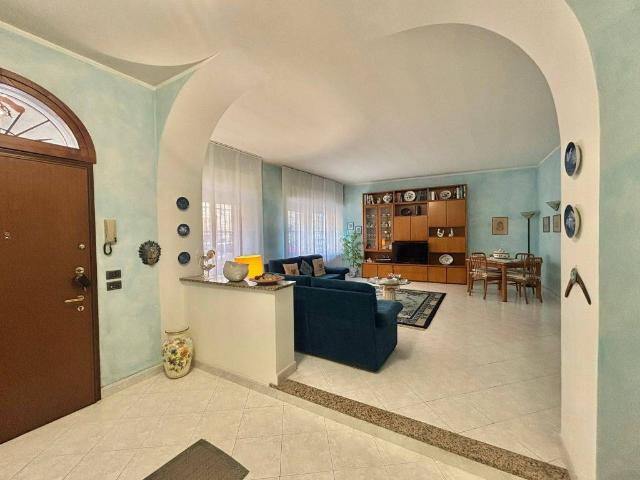 Villa in vendita a Robbio PV