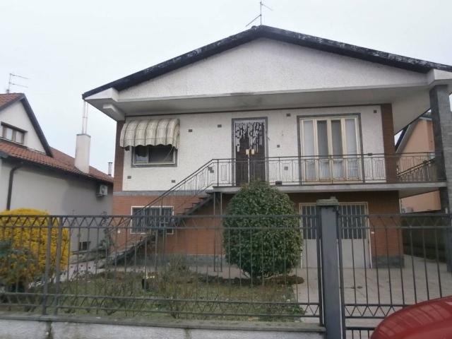 Villa in vendita a Mortara PV