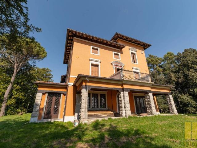Villa in vendita a Moruzzo UD