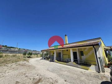 Villa in vendita a Matera MT