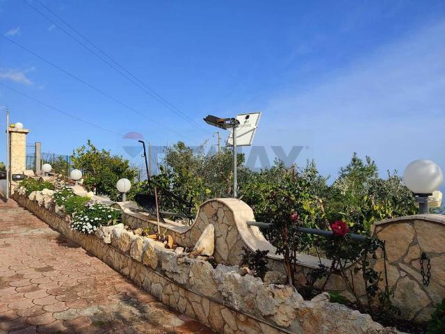 Villa in vendita a Mattinata FG