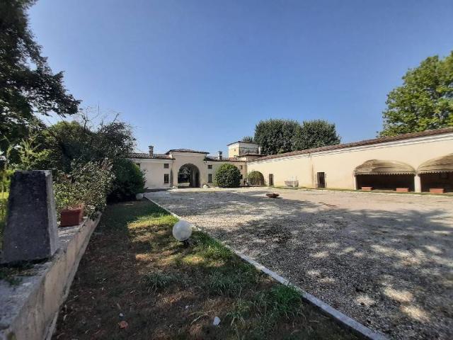 Villa in vendita a Mazzano BS
