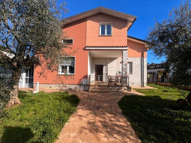 Villa in vendita a Mazzano BS