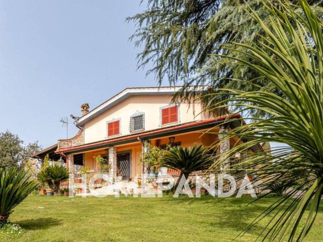 Villa in vendita a Mazzano Romano RM
