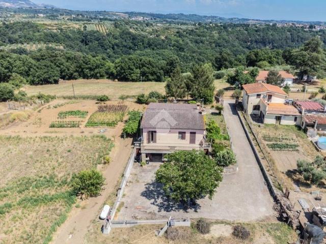 Villa in vendita a Mazzano Romano RM