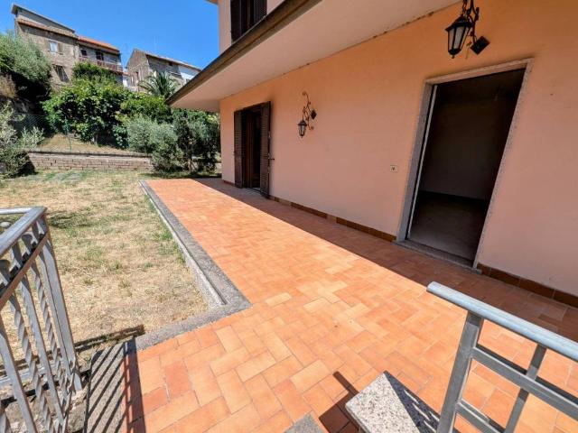 Villa in vendita a Mazzano Romano RM