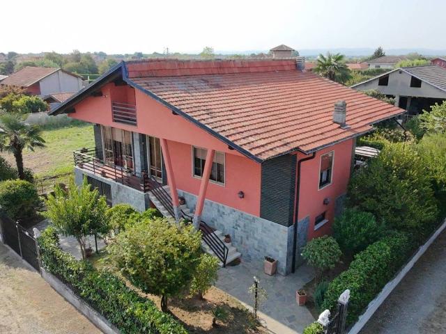 Villa in vendita a Mazzè TO