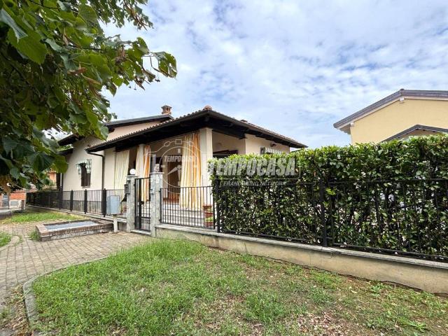 Villa in vendita a Mazzè TO