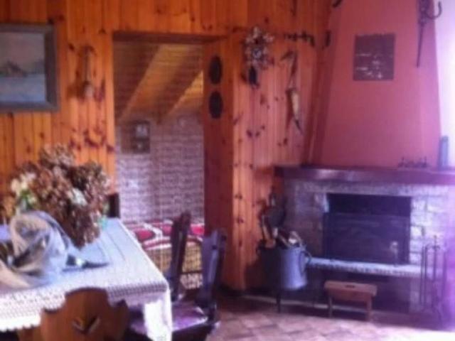 Villa in vendita a Maccagno con Pino e Veddasca VA