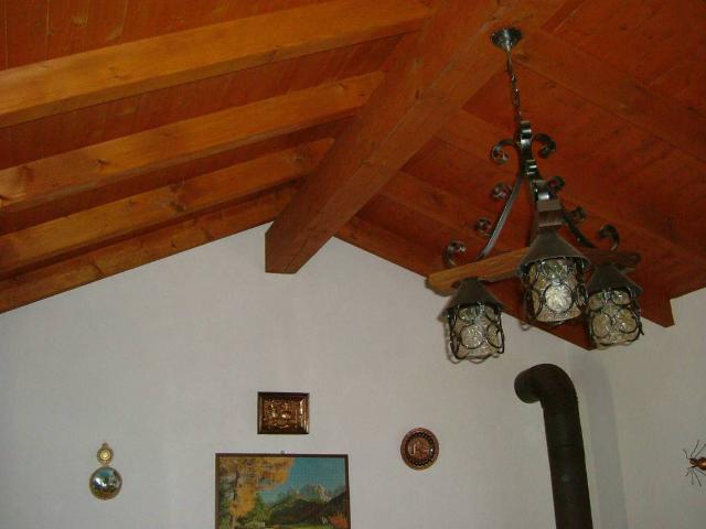 Villa in vendita a Maccagno con Pino e Veddasca VA